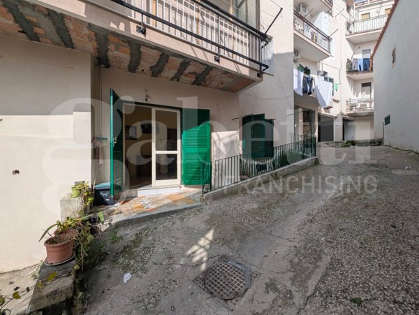 appartamento in vendita a Bacoli in zona Miseno