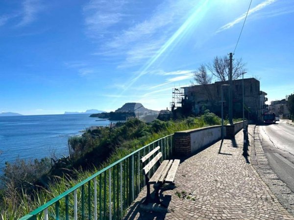 appartamento in vendita a Bacoli