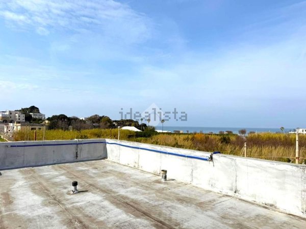 appartamento in vendita a Bacoli in zona Torregaveta