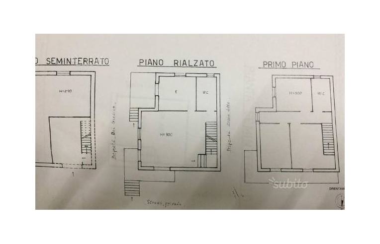 casa indipendente in vendita a Bacoli in zona Baia