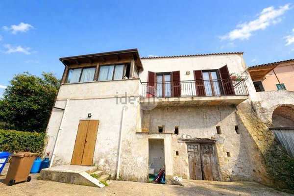 appartamento in vendita a Bacoli in zona Fusaro