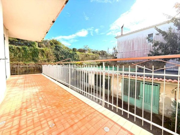 appartamento in vendita a Bacoli in zona Fusaro