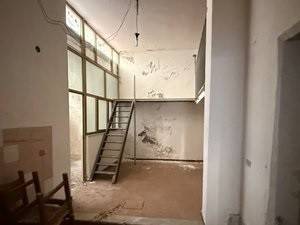 negozio in vendita a Bacoli in zona Miliscola