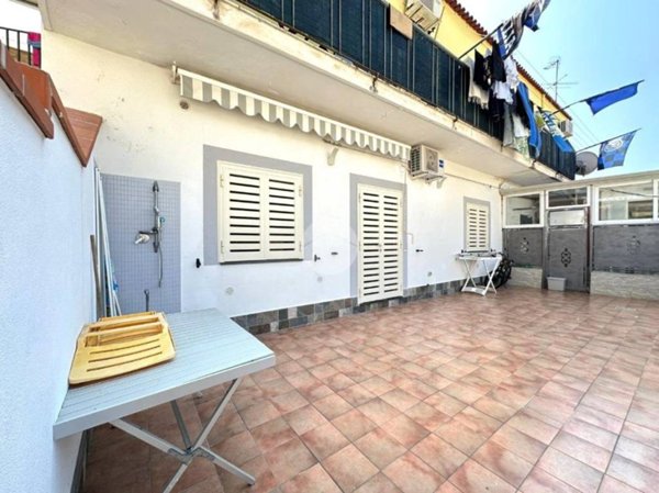 appartamento in vendita a Bacoli in zona Miliscola