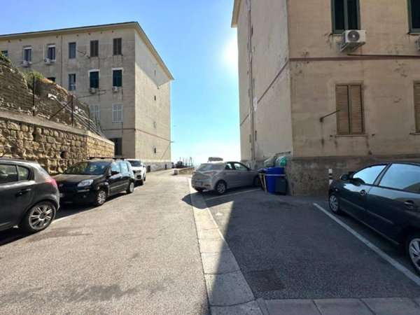 appartamento in vendita a Bacoli in zona Baia