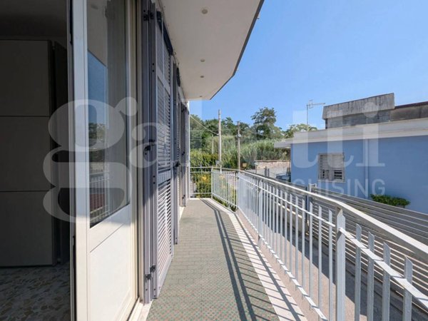 appartamento in vendita a Bacoli in zona Miseno