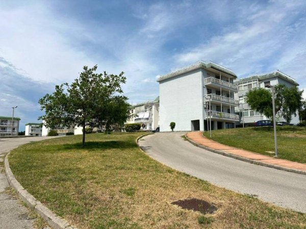 appartamento in vendita a Bacoli in zona Cuma