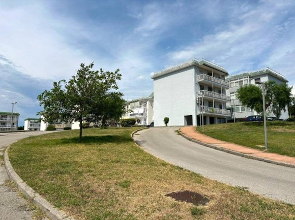 appartamento in vendita a Bacoli in zona Cuma
