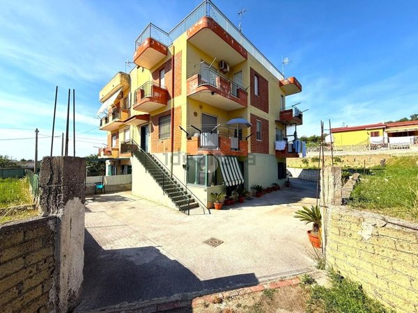 appartamento in vendita a Bacoli in zona Fusaro