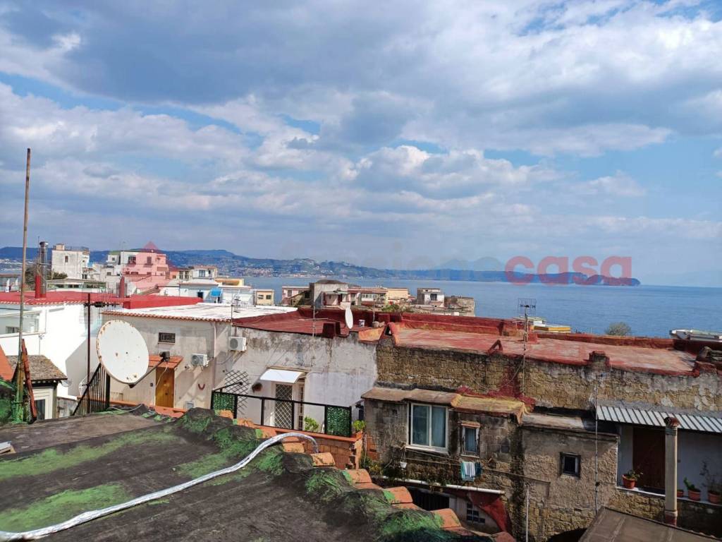 appartamento in vendita a Bacoli in zona Miliscola