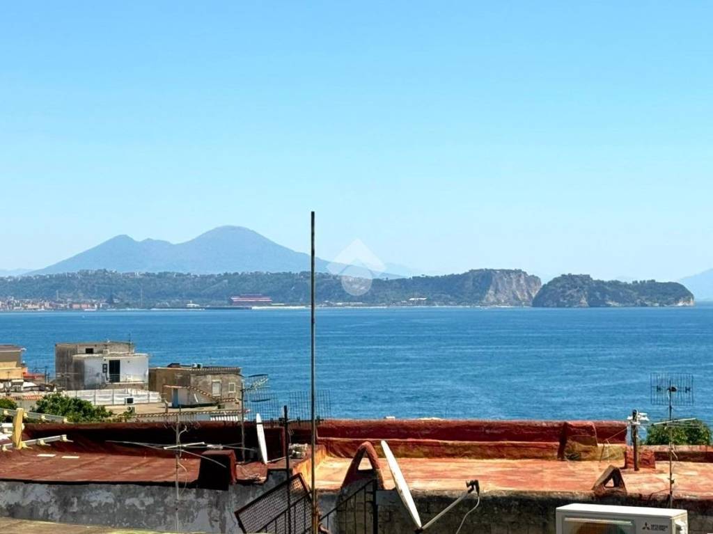 casa indipendente in vendita a Bacoli in zona Miliscola