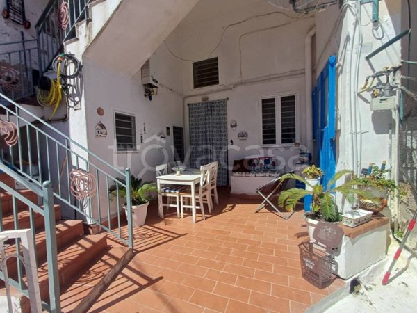 appartamento in vendita a Bacoli in zona Miliscola