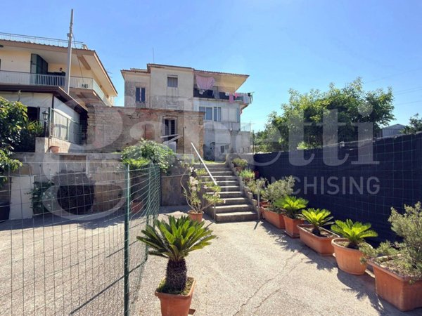 appartamento in vendita a Bacoli in zona Fusaro