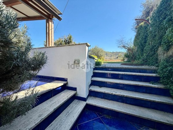 appartamento in vendita a Barano d'Ischia