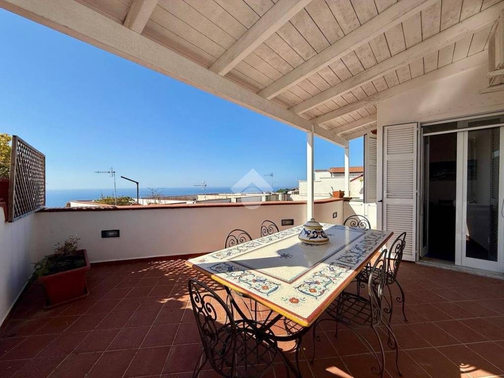 appartamento in vendita a Barano d'Ischia