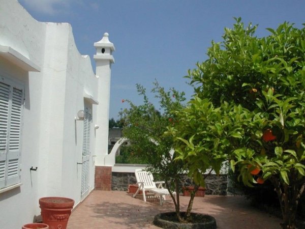 casa indipendente in vendita a Barano d'Ischia