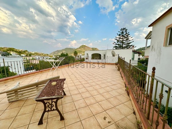 appartamento in vendita a Barano d'Ischia