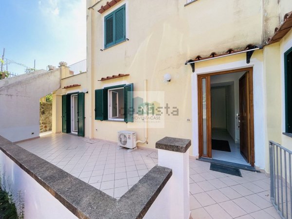 appartamento in vendita a Barano d'Ischia