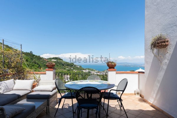 appartamento in vendita a Barano d'Ischia