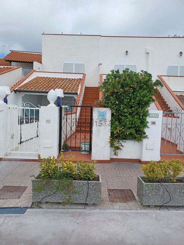 casa indipendente in vendita a Barano d'Ischia