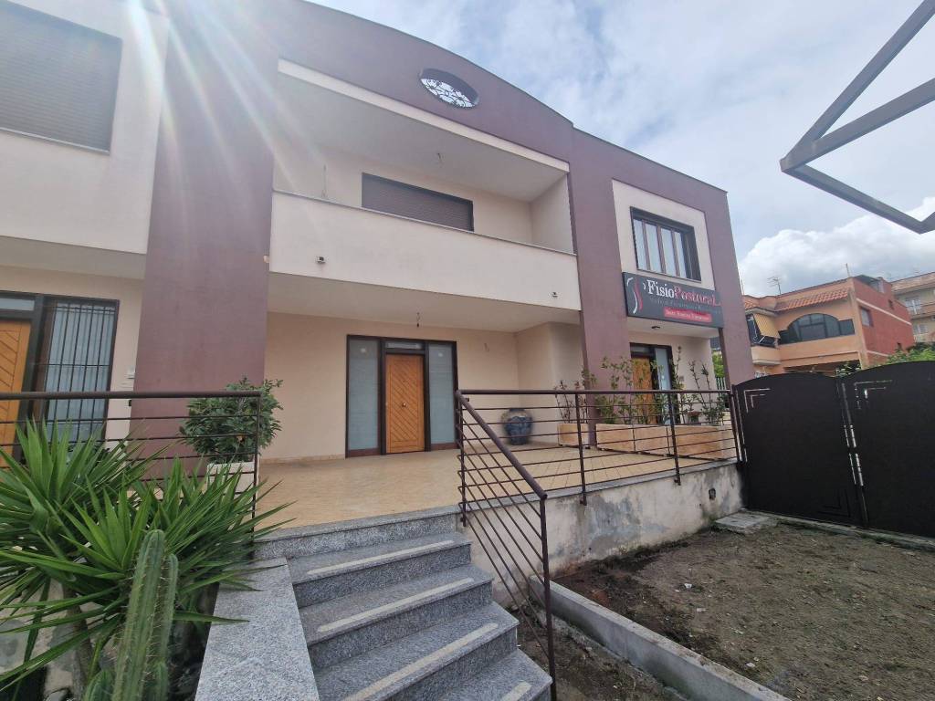 ufficio in vendita a Boscoreale in zona Cangiani
