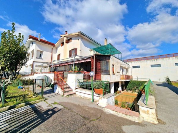 casa indipendente in vendita a Boscoreale