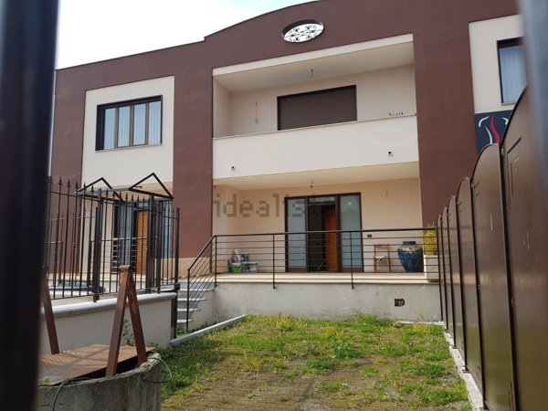 ufficio in vendita a Boscoreale in zona Cangiani