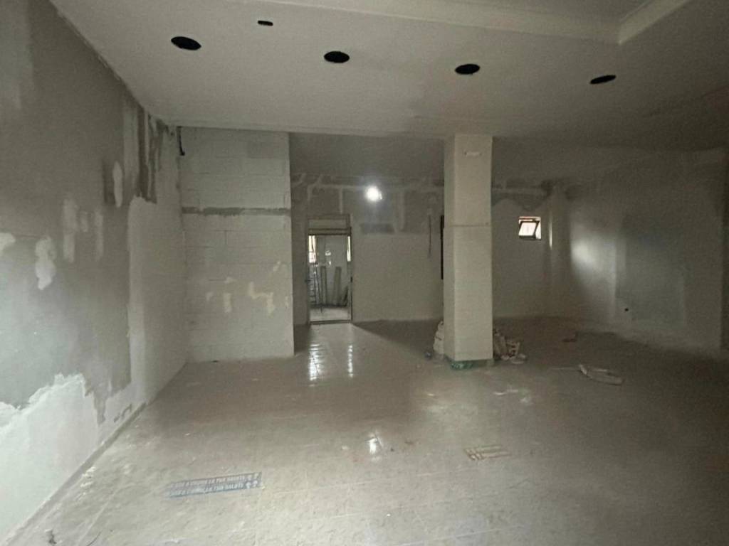 negozio in vendita a Boscoreale in zona Pellegrini