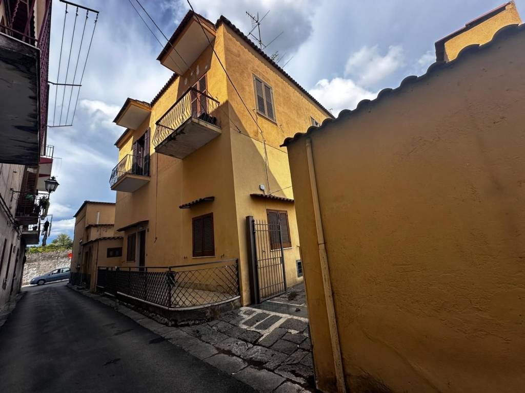 appartamento in vendita a Boscoreale in zona Chiesa della Giuliana
