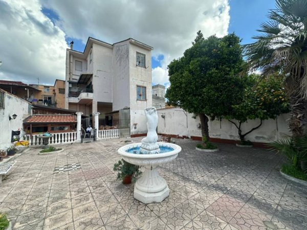 intera palazzina in vendita a Boscoreale