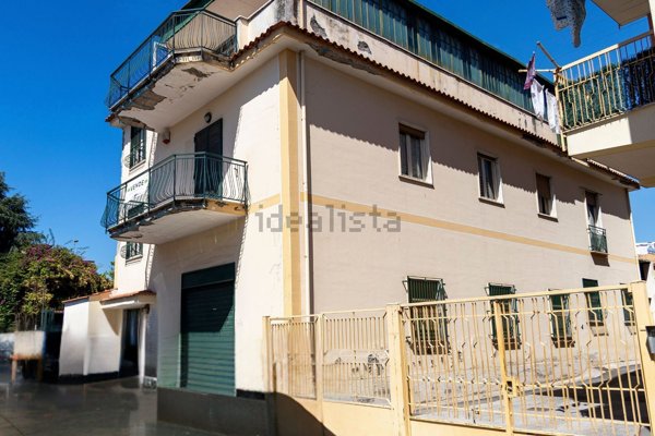 esavano in vendita a Boscotrecase