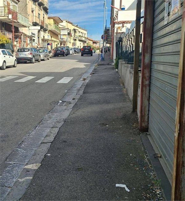 negozio in vendita a Boscotrecase