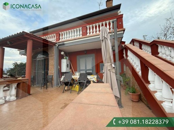 casa indipendente in vendita a Brusciano in zona De Ruggiero