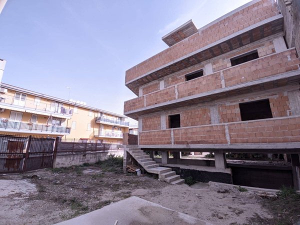 casa indipendente in vendita a Brusciano