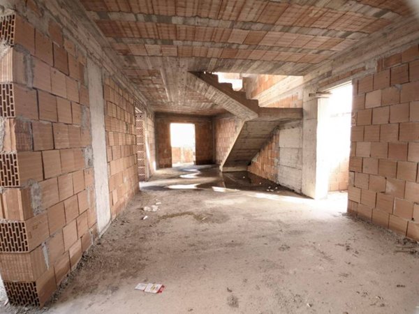 casa indipendente in vendita a Brusciano