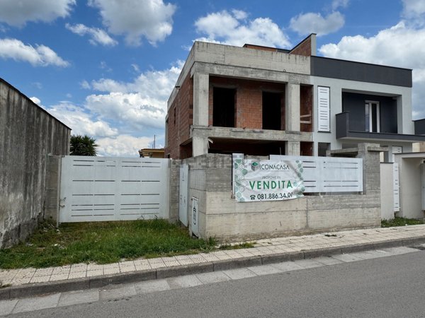 casa indipendente in vendita a Brusciano