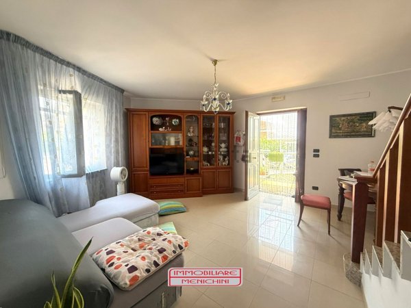 casa indipendente in vendita a Brusciano