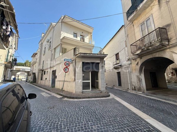 negozio in vendita a Brusciano
