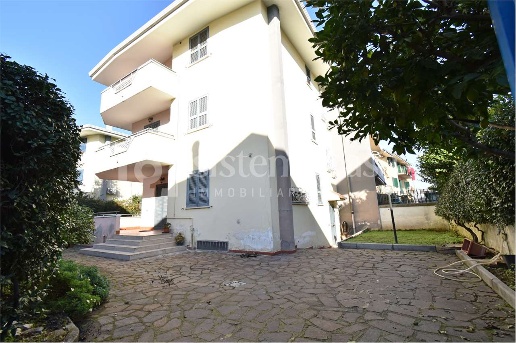 casa indipendente in vendita a Brusciano