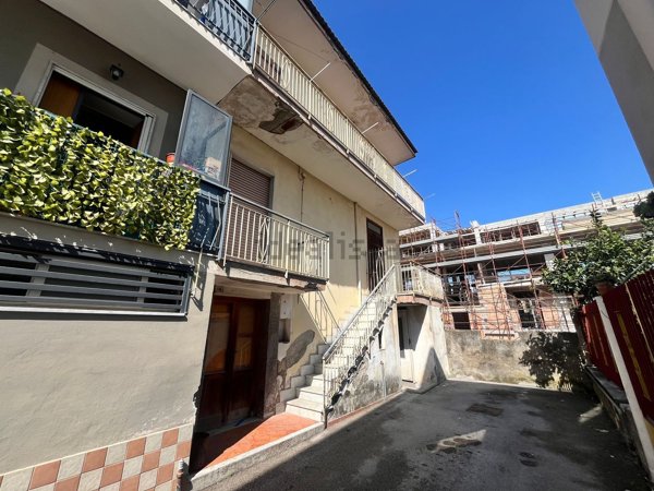 casa indipendente in vendita a Brusciano in zona De Ruggiero