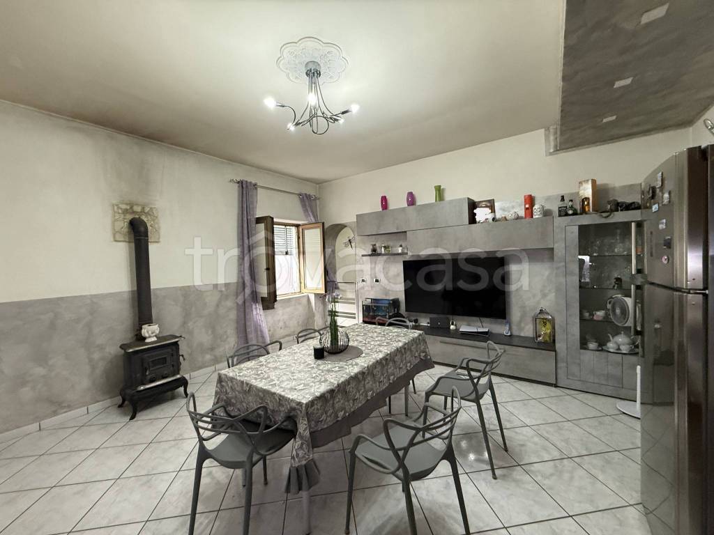casa indipendente in vendita a Brusciano in zona De Ruggiero