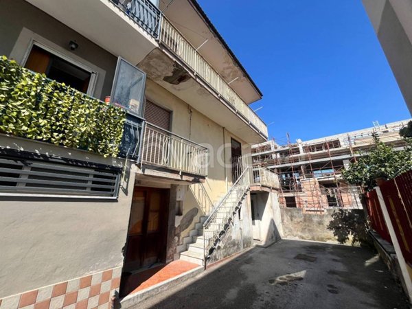 casa indipendente in vendita a Brusciano in zona De Ruggiero