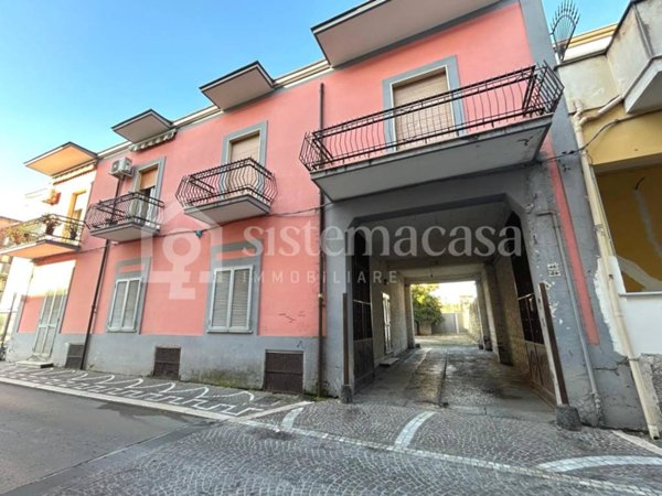 appartamento in vendita a Brusciano in zona De Ruggiero