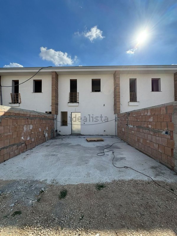 casa indipendente in vendita a Brusciano