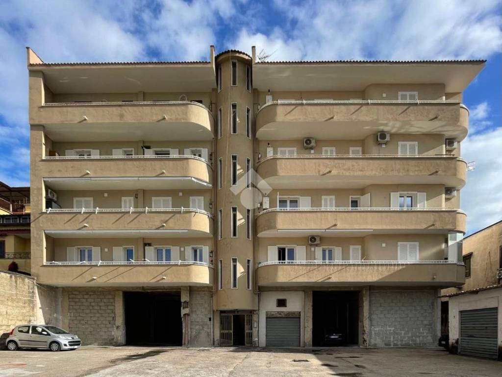 appartamento in vendita a Caivano