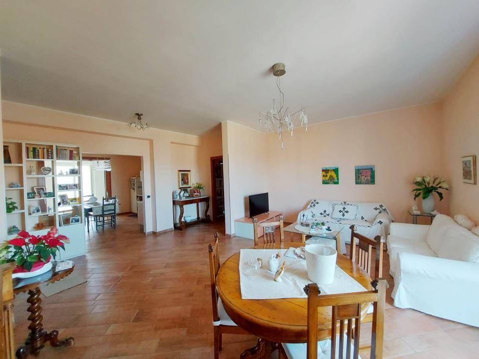 appartamento in vendita a Caivano