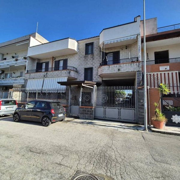 appartamento in vendita a Caivano