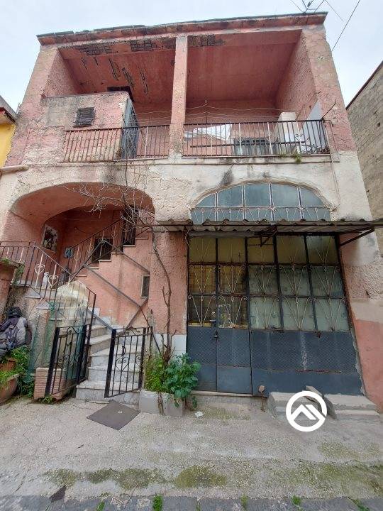 casa indipendente in vendita a Caivano