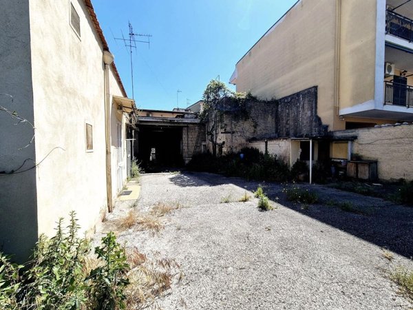 casa indipendente in vendita a Caivano
