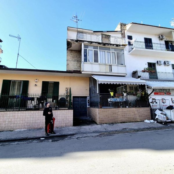 appartamento in vendita a Caivano